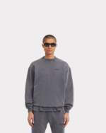 Grey oversized sweatshirt front view with relaxed fit